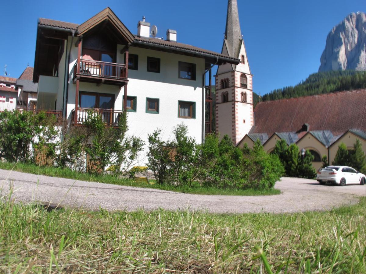 Villa Ula Verda- Apartments Marianna Santa Cristina Val Gardena Ngoại thất bức ảnh