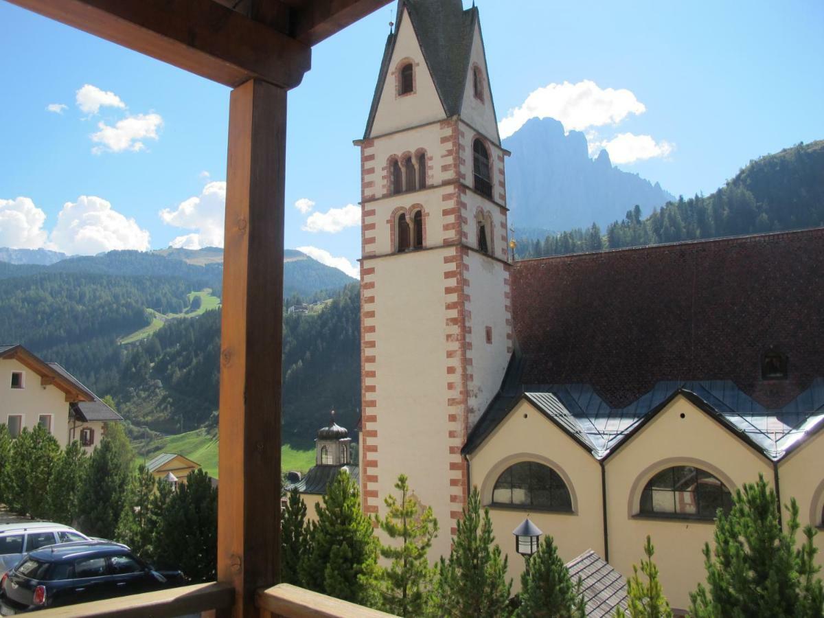 Villa Ula Verda- Apartments Marianna Santa Cristina Val Gardena Ngoại thất bức ảnh